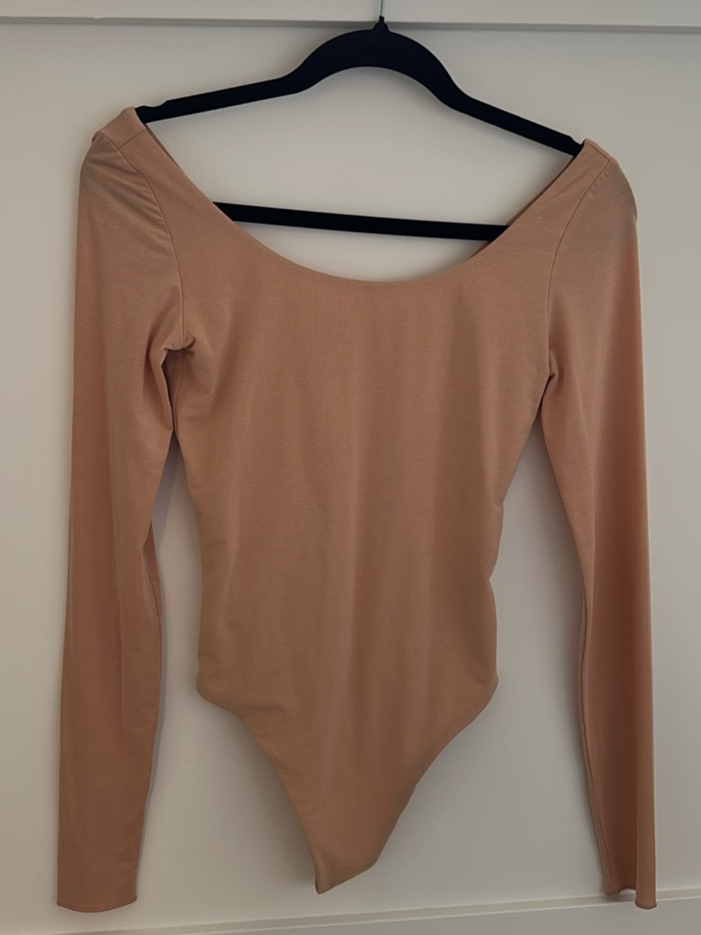 Aritzia tops lot - Picture 6 of 11